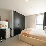 Modern En-Suite Room Overlooking Wembley Stadium & Ovo Arena